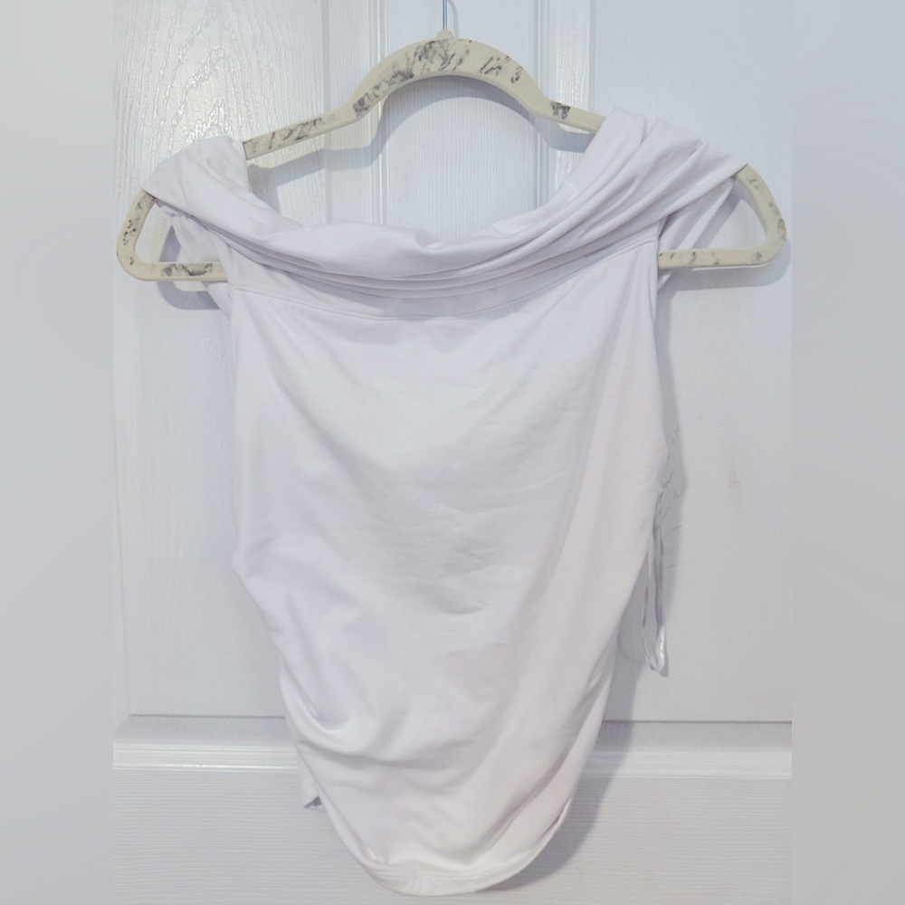 Abercrombie & fitch off shoulder top